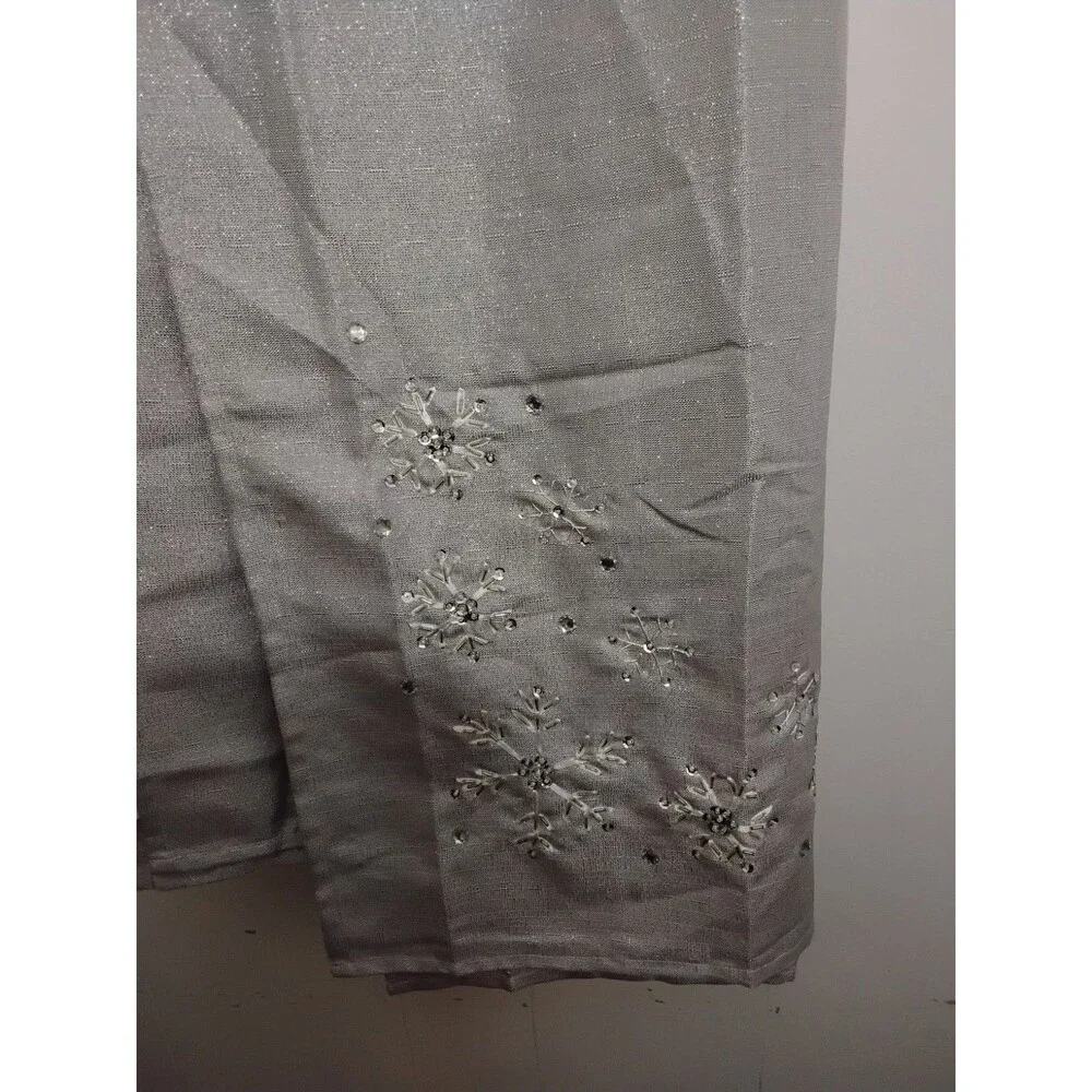Large Silver enbroidered metallic table cloth 70